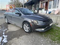 Chrysler 200